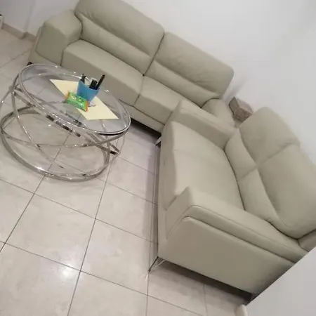 Touristic 2 Bedrooms Near Beach Center Apartment *